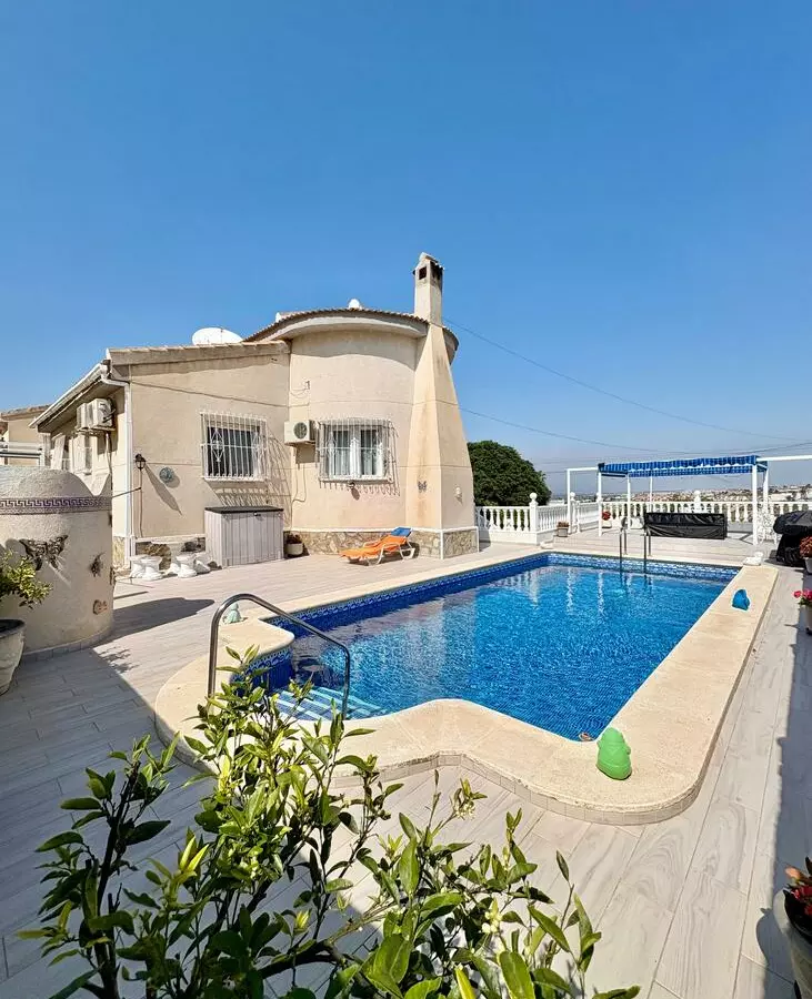 3-bedroom Villa In Rojales, Spain (146 M²)