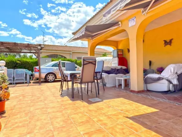 6-bedroom Villa In Torrevieja, Spain