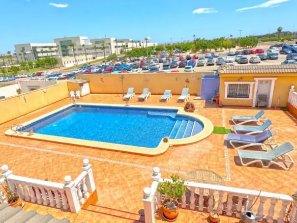 6-bedroom Villa In Torrevieja, Spain