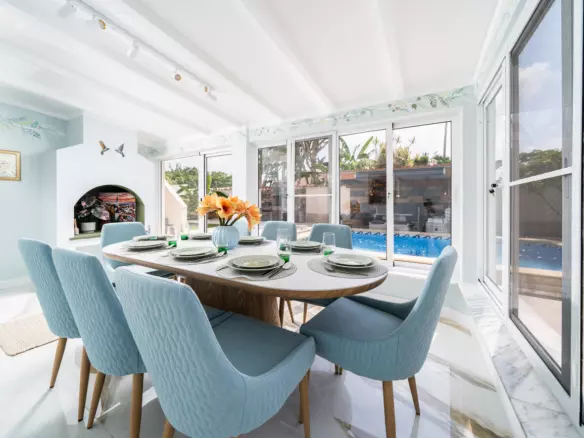 4-bedroom Villa In Torrevieja, Spain (201 M²)