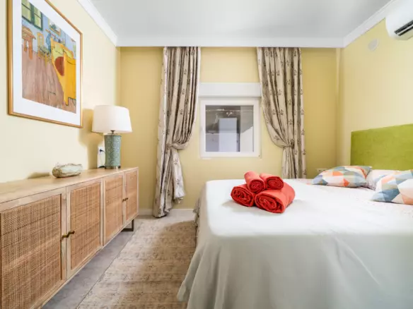 4-bedroom Villa In Torrevieja, Spain (201 M²)