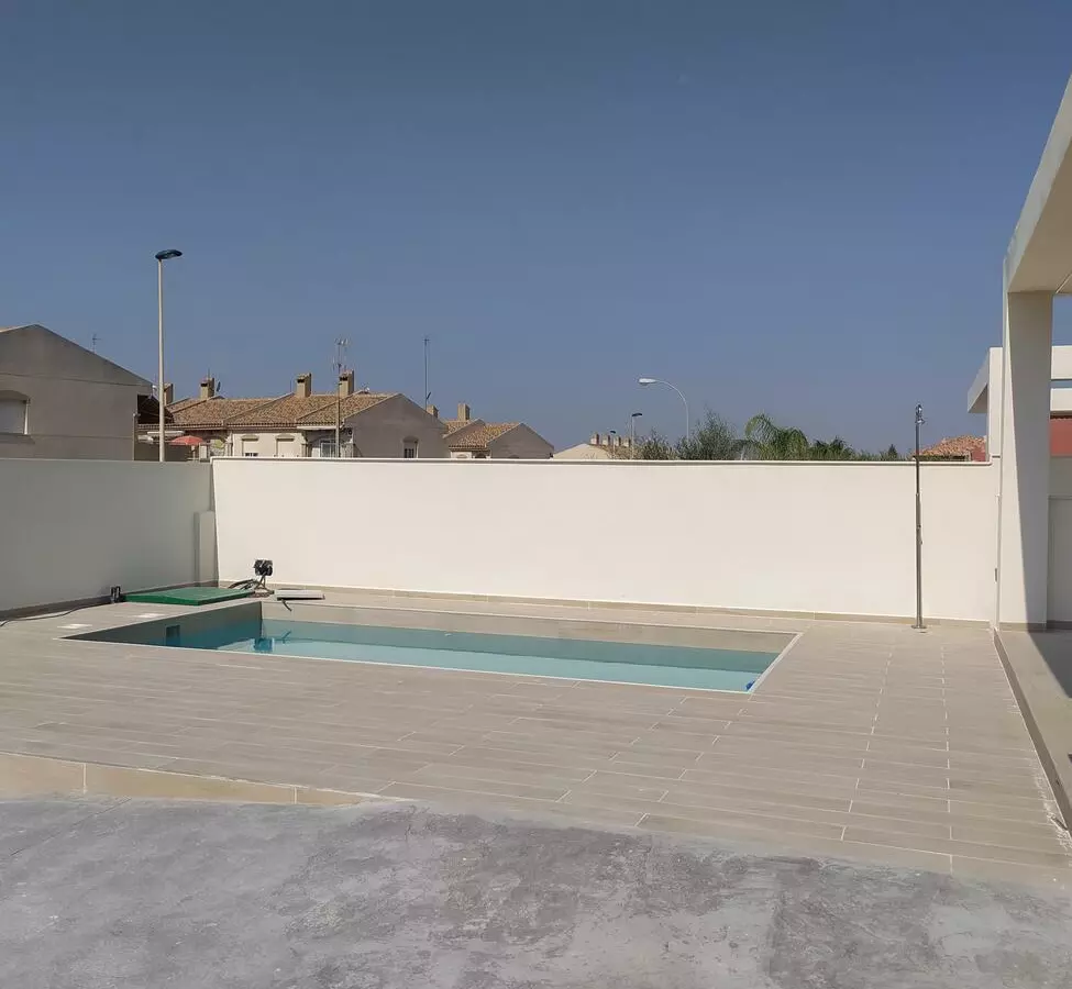 3-bedroom Property In Torrevieja, Spain (407 M² Plot)