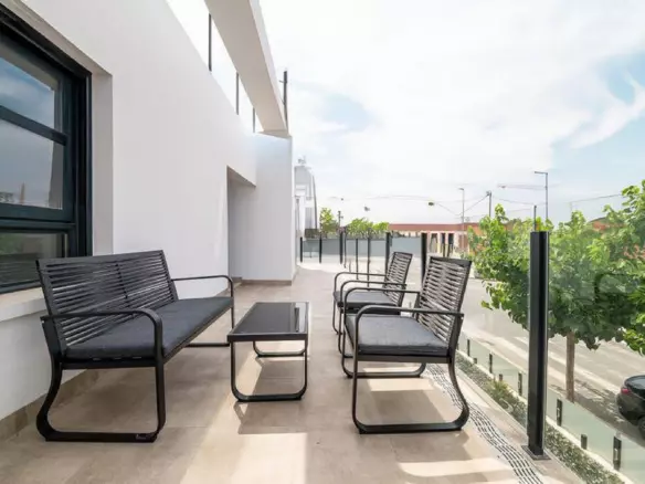 3-bedroom Apartment In San Miguel De Salinas, Spain (85 M²)