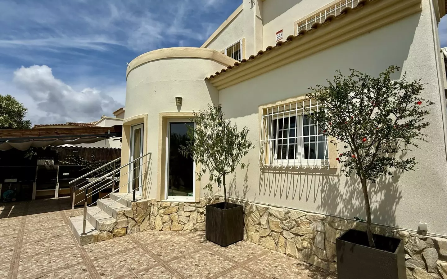 4-bedroom Villa In Orihuela Costa, Spain (137 M²)
