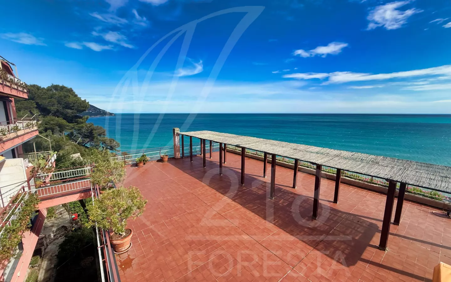 Seafront Apartment In Cervo With Panoramic Terrace And Shared Pool