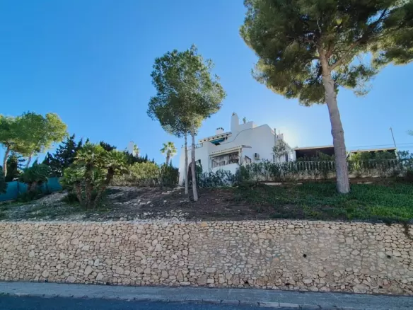 4-bedroom Villa In Orihuela, Spain (156 M²)