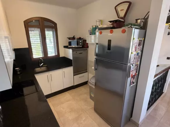 4-bedroom Villa In Orihuela, Spain (156 M²)