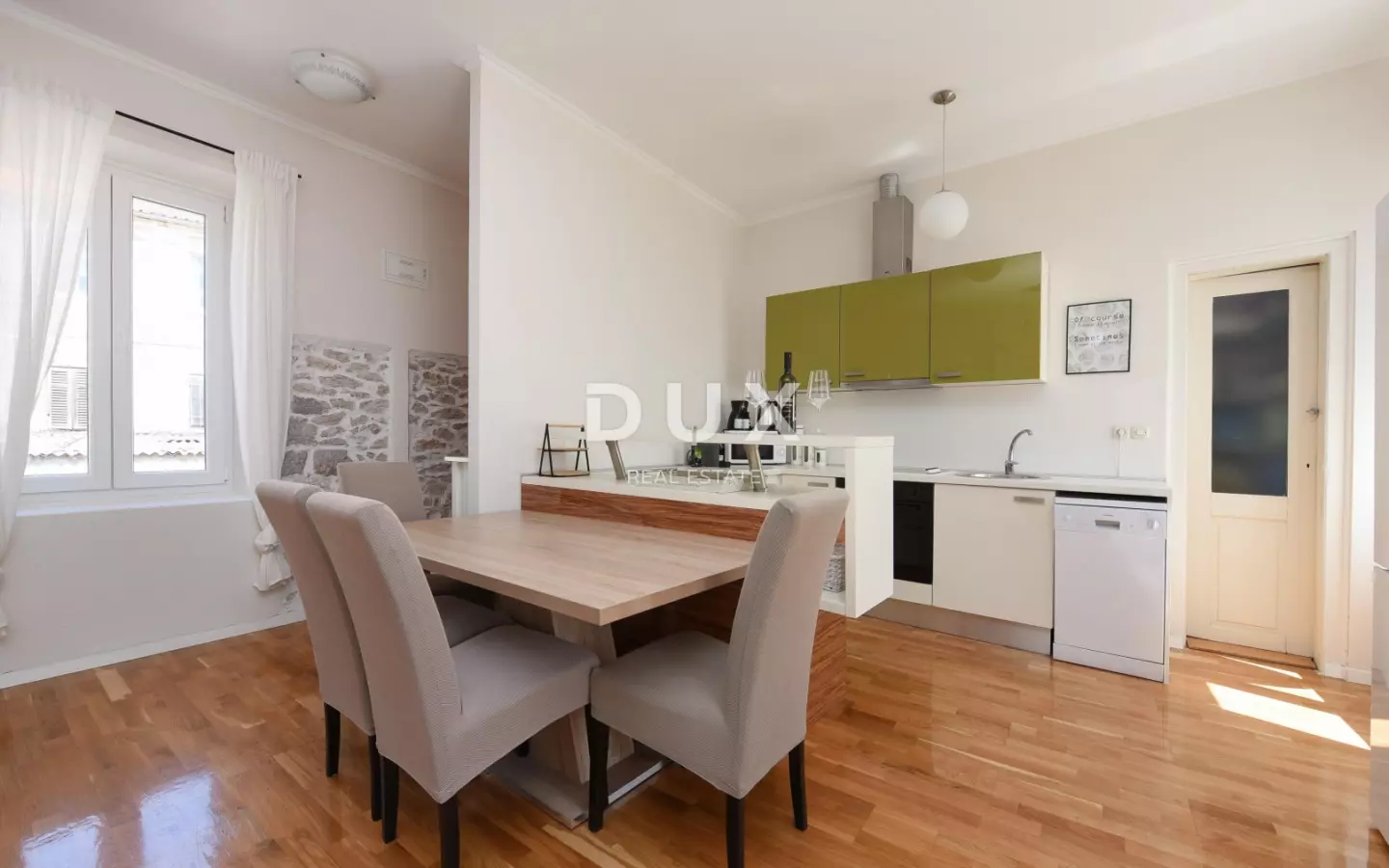 1-bedroom Apartment In Kolovare, Croatia (68 M²)