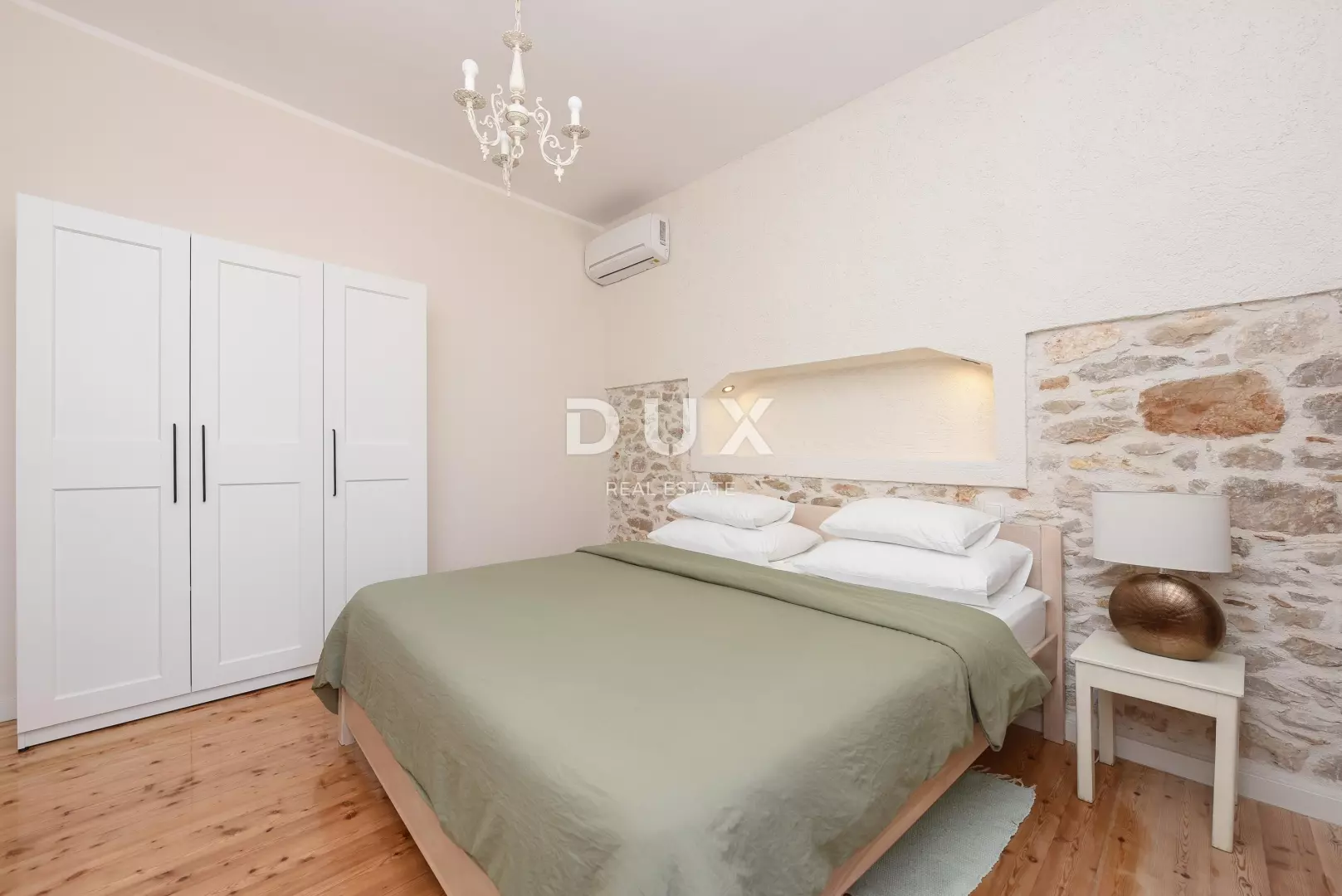 1-bedroom Apartment In Kolovare, Croatia (68 M²)