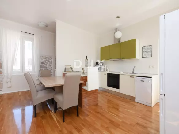 1-bedroom Apartment In Kolovare, Croatia (68 M²)