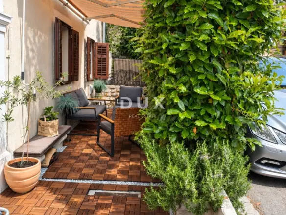 3-bedroom Apartment In Volosko, Croatia (87 M²)