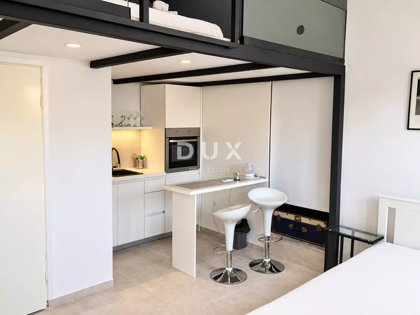 3-bedroom Apartment In Volosko, Croatia (87 M²)