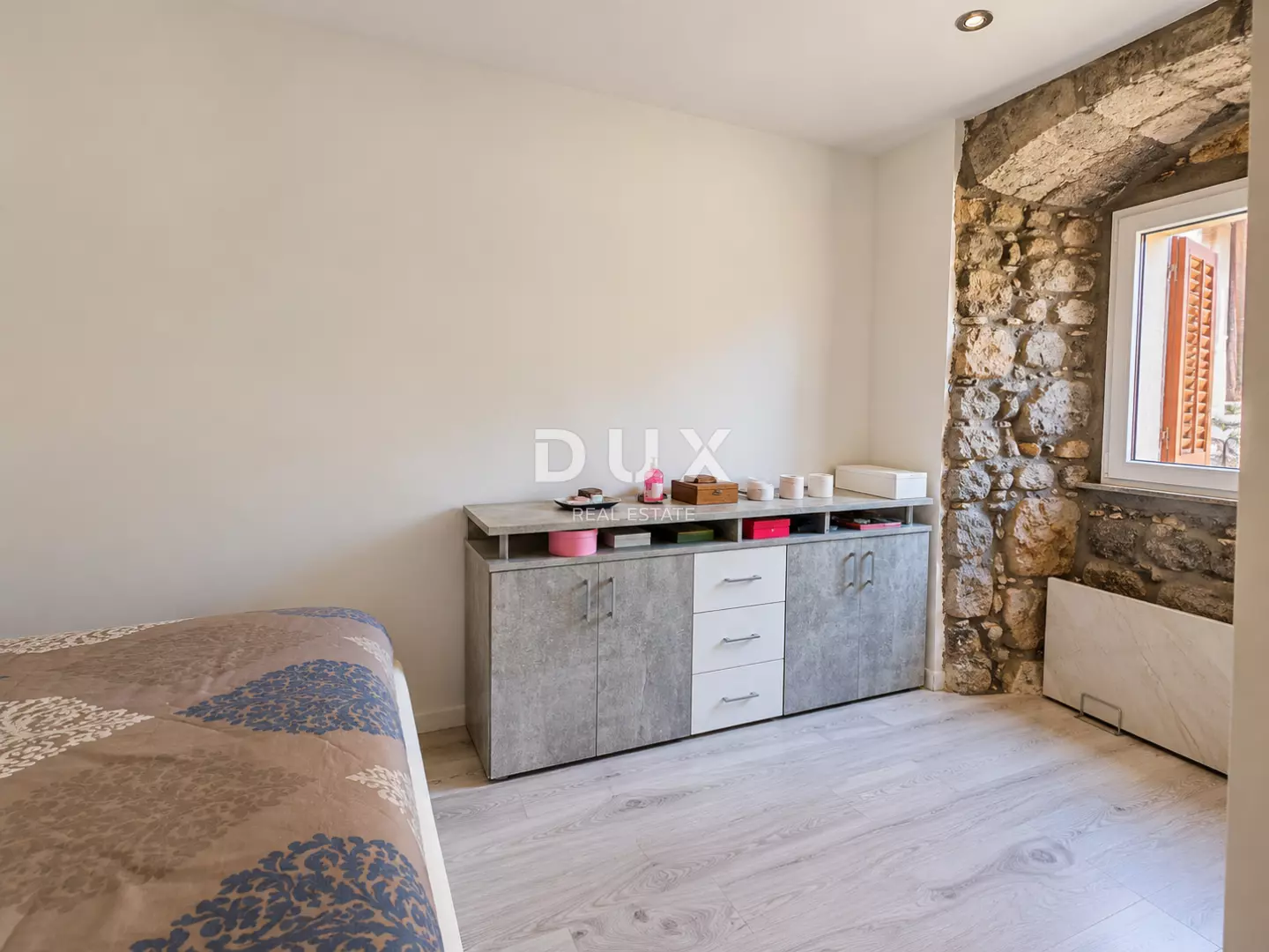 3-bedroom Apartment In Volosko, Croatia (87 M²)