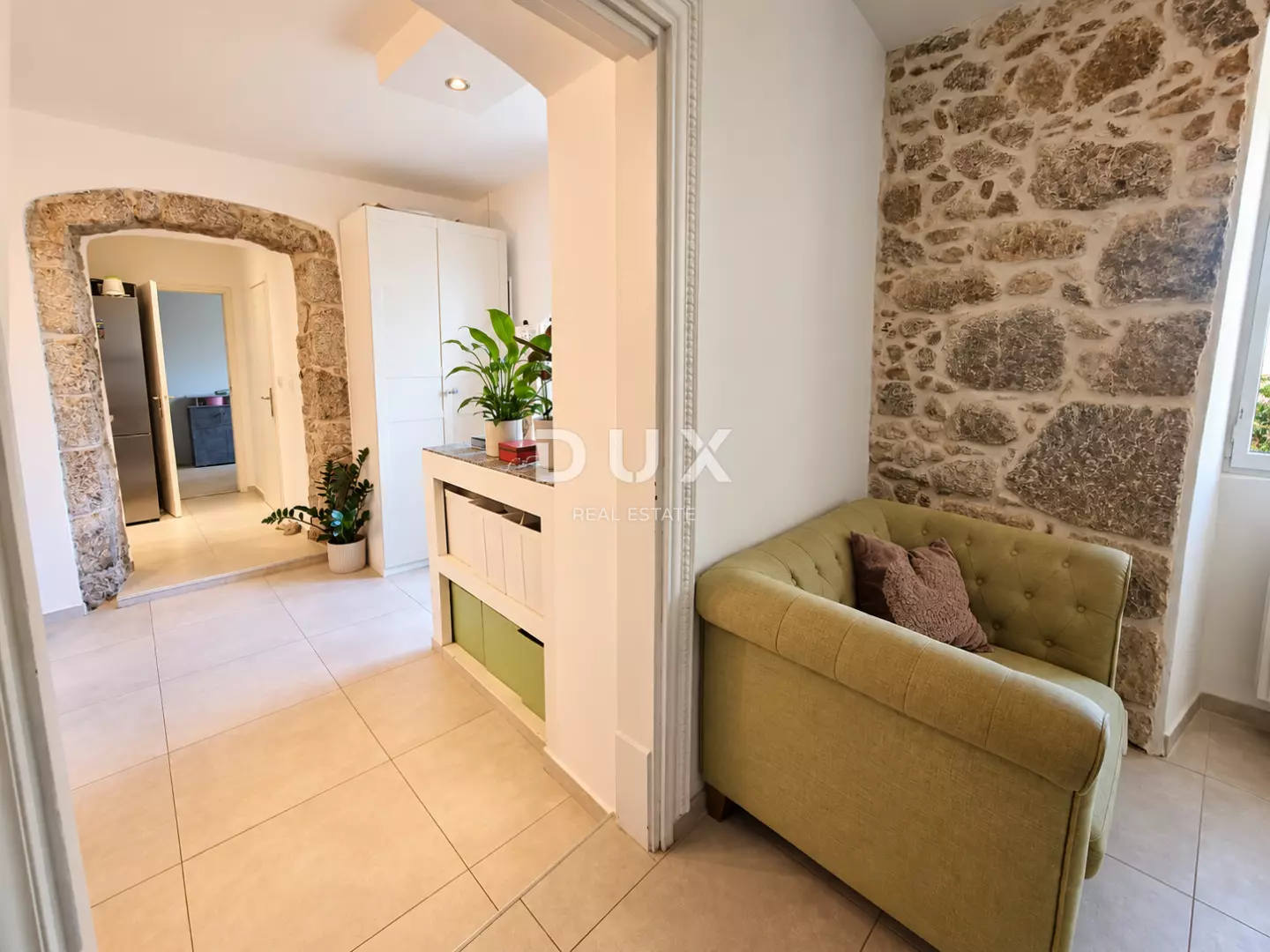 3-bedroom Apartment In Volosko, Croatia (87 M²)