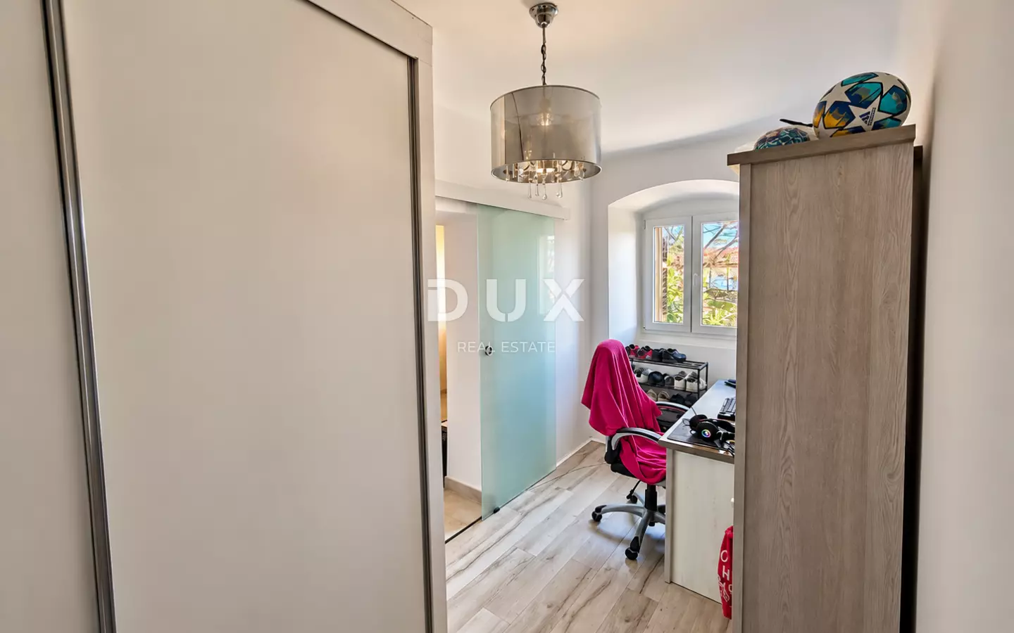 3-bedroom Apartment In Volosko, Croatia (87 M²)