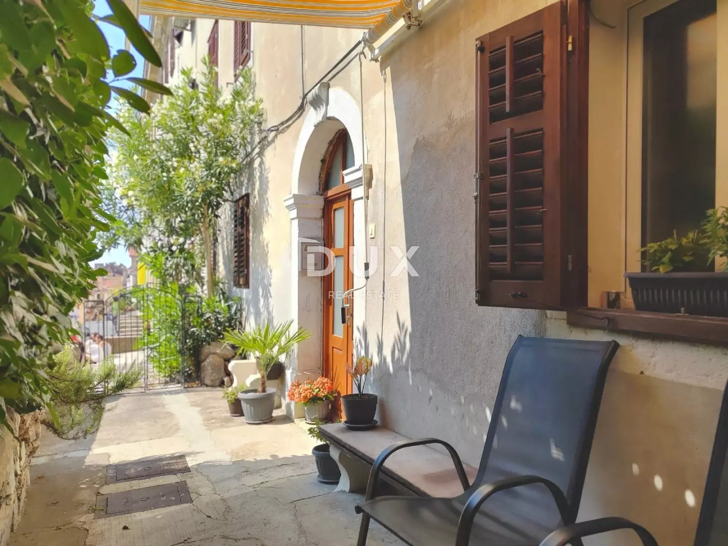 3-bedroom Apartment In Volosko, Croatia (87 M²)