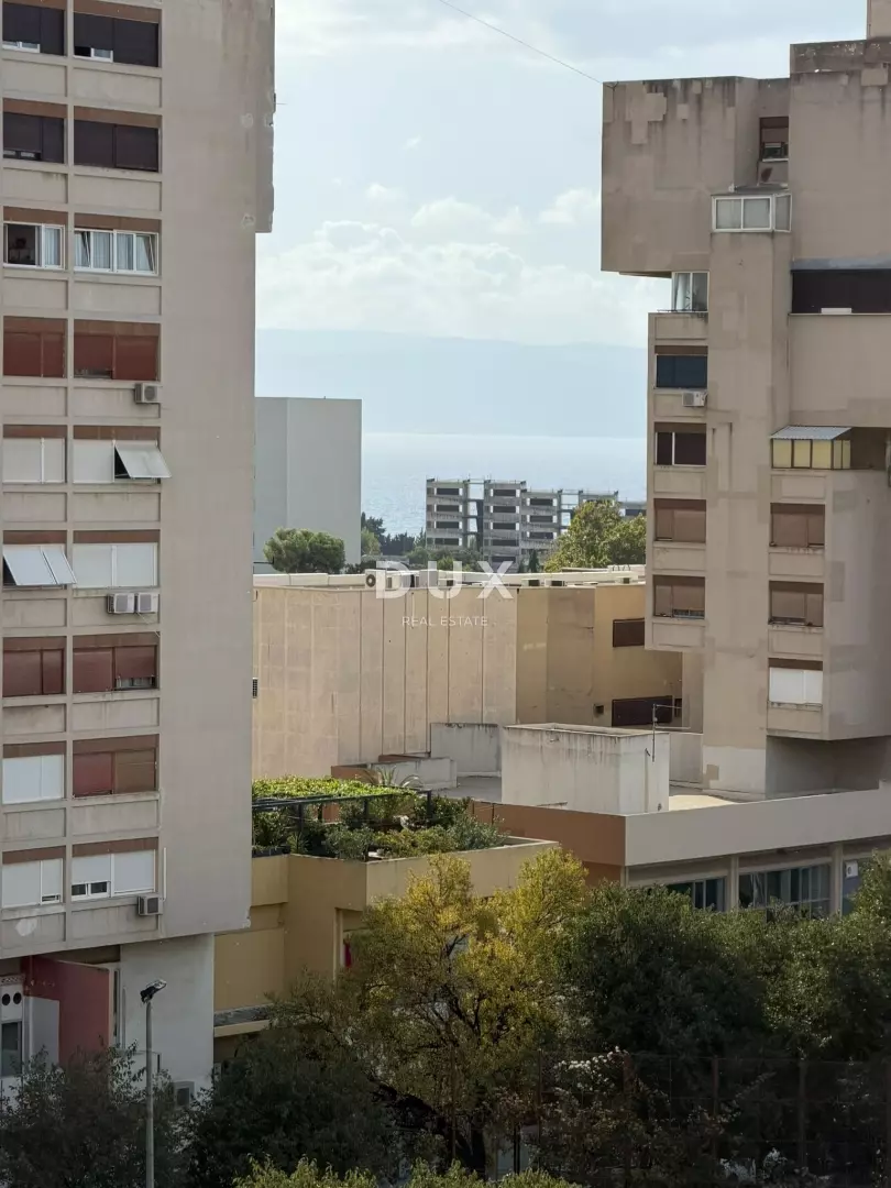 1791552143_whatsapp-image-2026-10-09-at-15-ee2bbe 2-bedroom Apartment In Split 3, Croatia (83,8 M²)