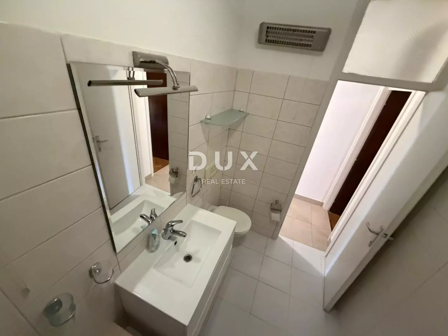 1791552411_whatsapp-image-2026-10-09-at-15-68c774 2-bedroom Apartment In Split 3, Croatia (83,8 M²)