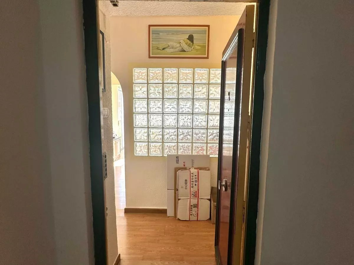 3-bedroom Apartment In Torrevieja, Spain (90 M²)