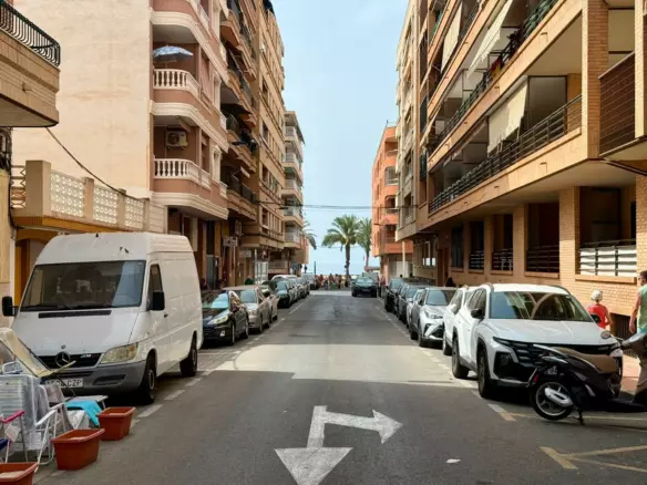 3-bedroom Penthouse In Torrevieja, Spain (82 M²)