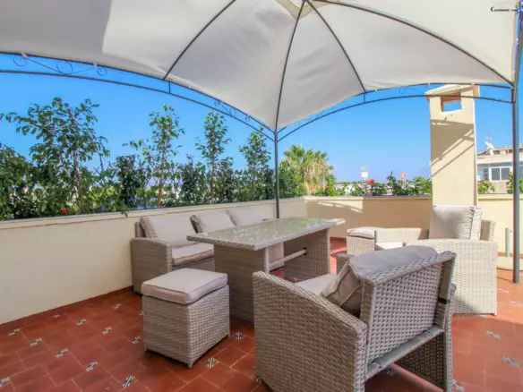 2-bedroom Penthouse In Torrevieja, Spain (85 M²)