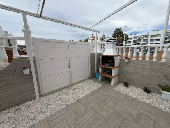 4-bedroom Town House In Orihuela Costa, Spain (120 M²)
