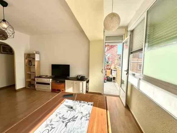 3-bedroom Apartment In Torrevieja, Spain (90 M²)