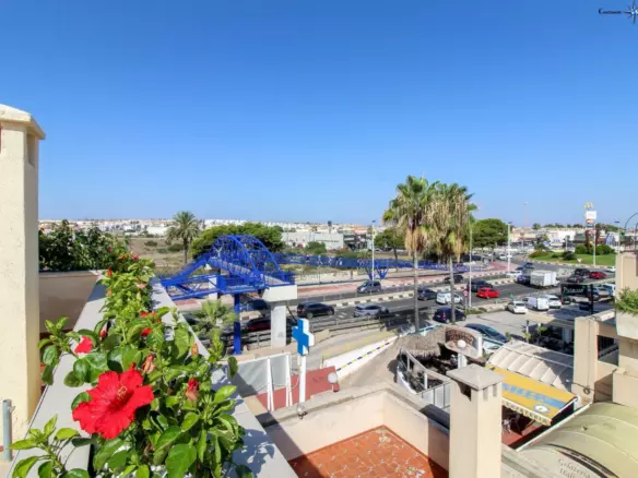 2-bedroom Penthouse In Torrevieja, Spain (85 M²)