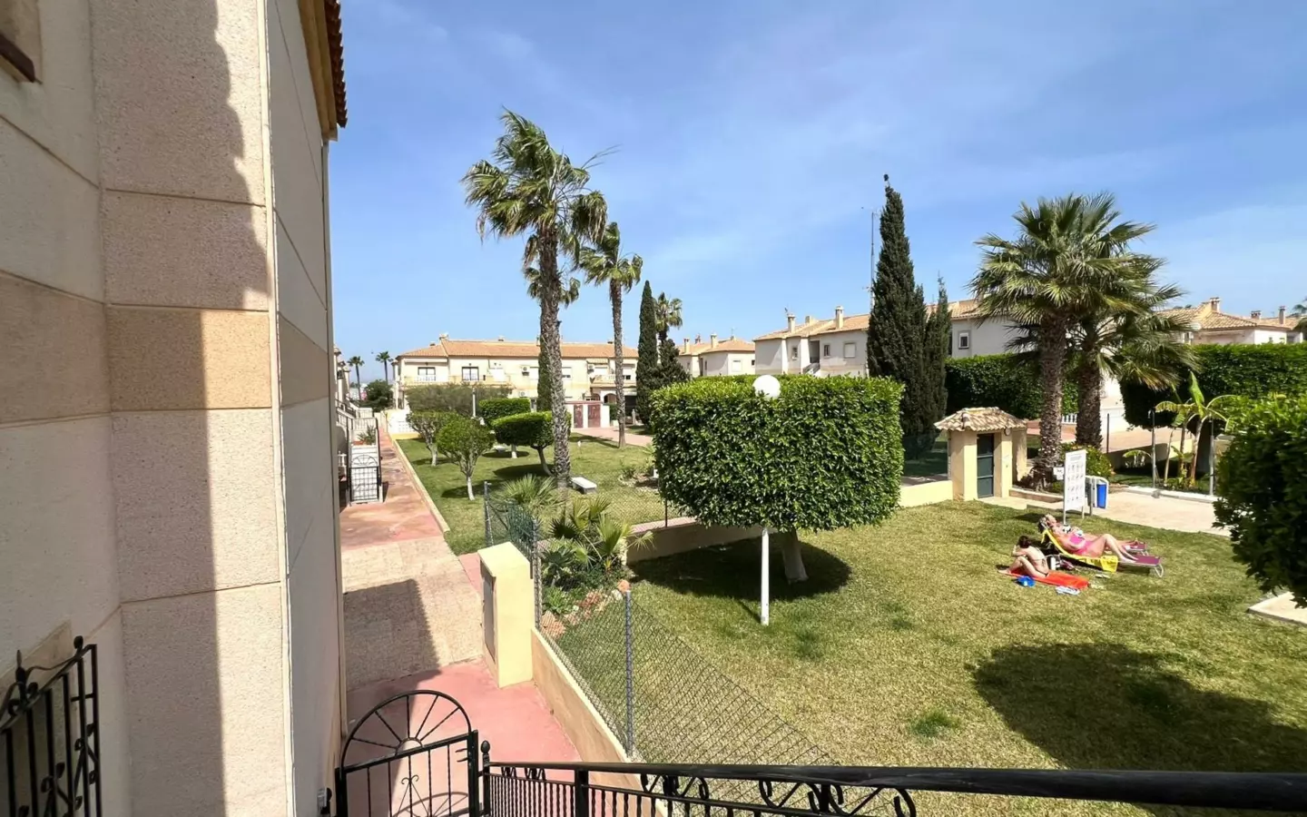 2-bedroom Bungalow In Torrevieja, Spain (55 M²)