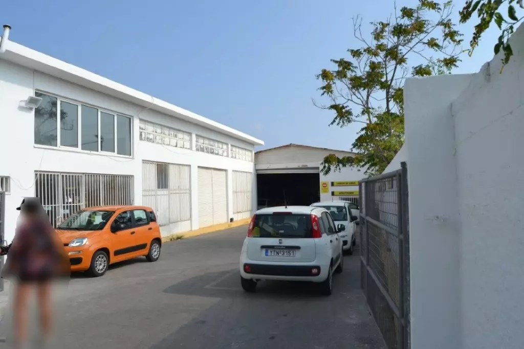 Business In Nea Alikarnassos, Greece (5.700 M²)