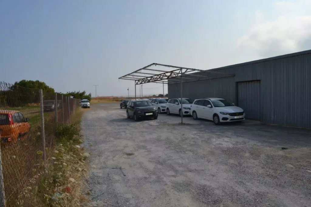 Business In Nea Alikarnassos, Greece (5.700 M²)