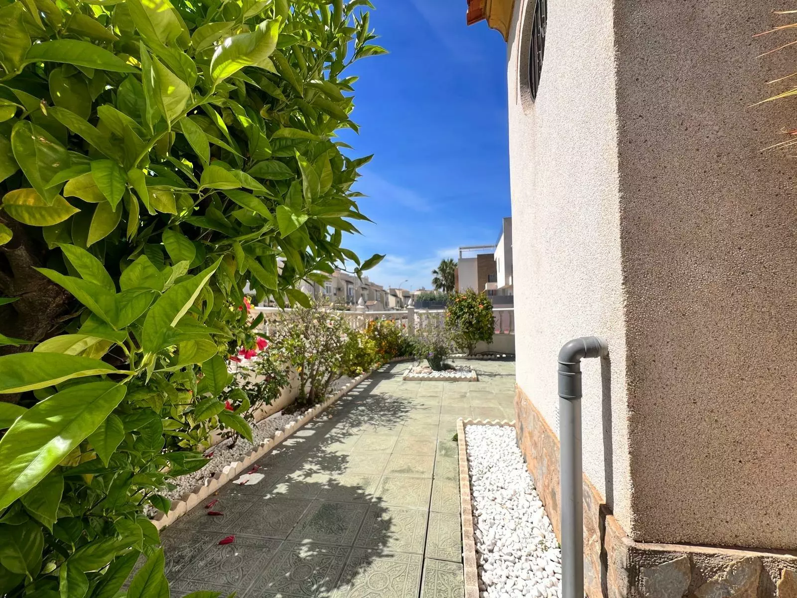 3-bedroom Quad House In Torrevieja, Spain (132 M²)
