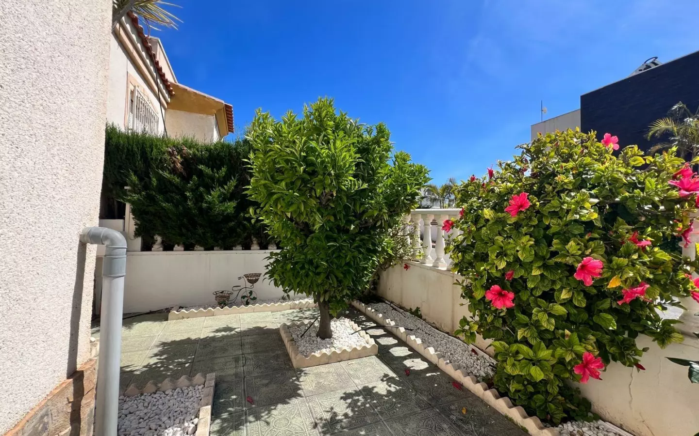 3-bedroom Quad House In Torrevieja, Spain (132 M²)