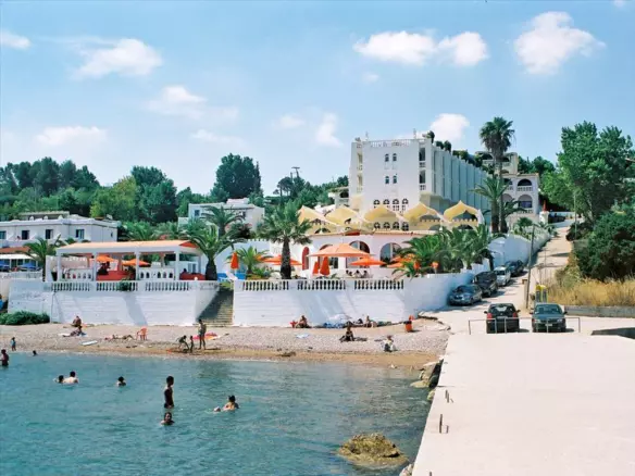 Hotel In Dytikis Achaias, Greece (2.000 M²)