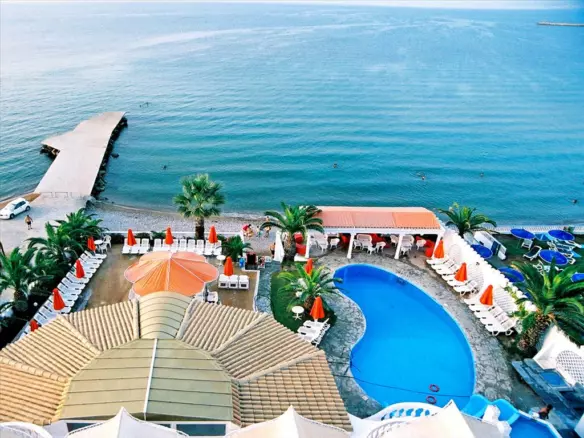 Hotel In Dytikis Achaias, Greece (2.000 M²)