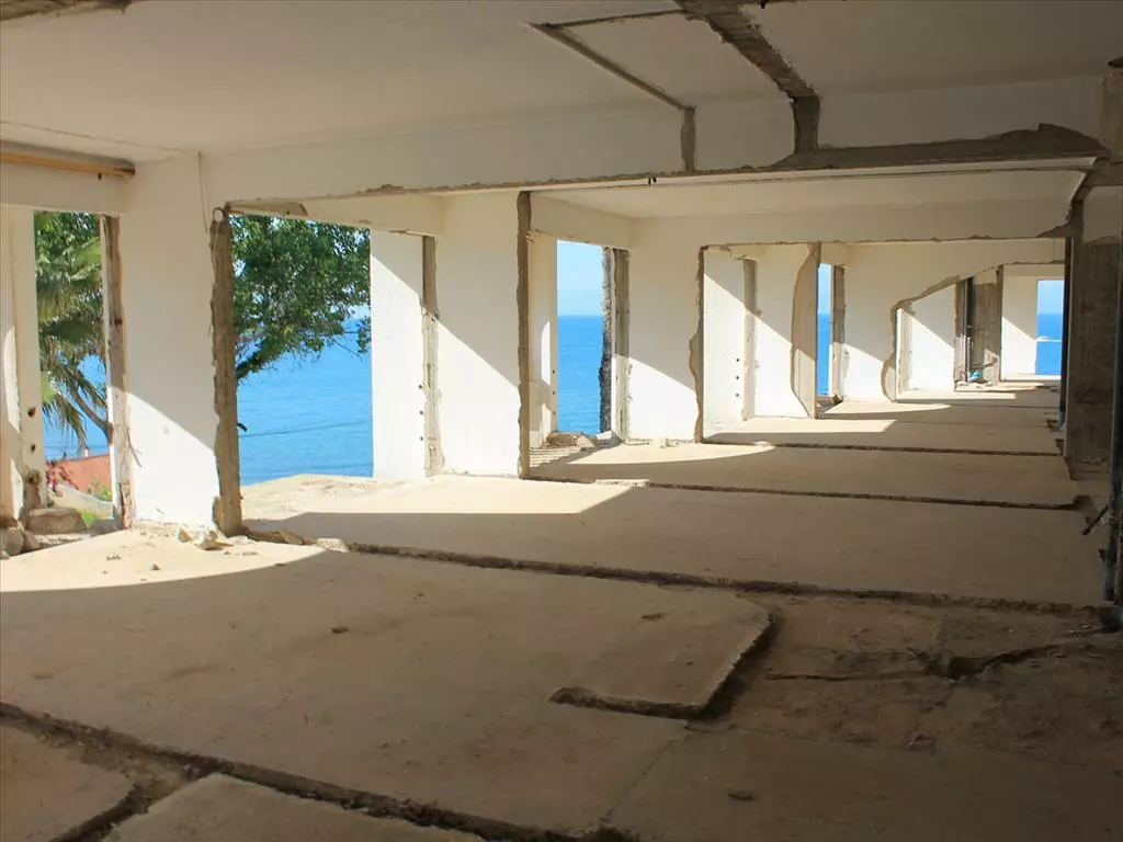 Hotel In Dytikis Achaias, Greece (2.000 M²)
