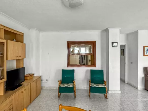 3-bedroom Apartment In Torrevieja, Spain (120 M²)