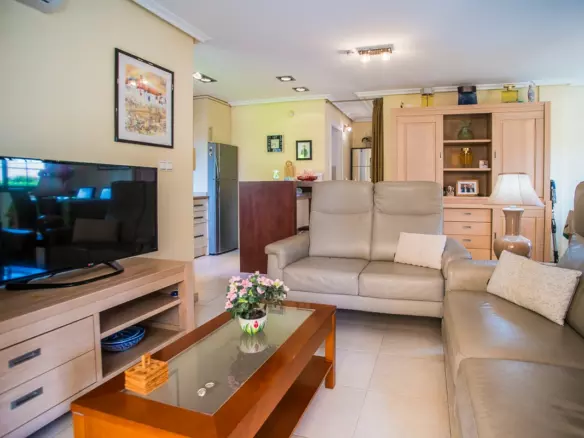 4-bedroom Villa In Torrevieja, Spain (135 M²)
