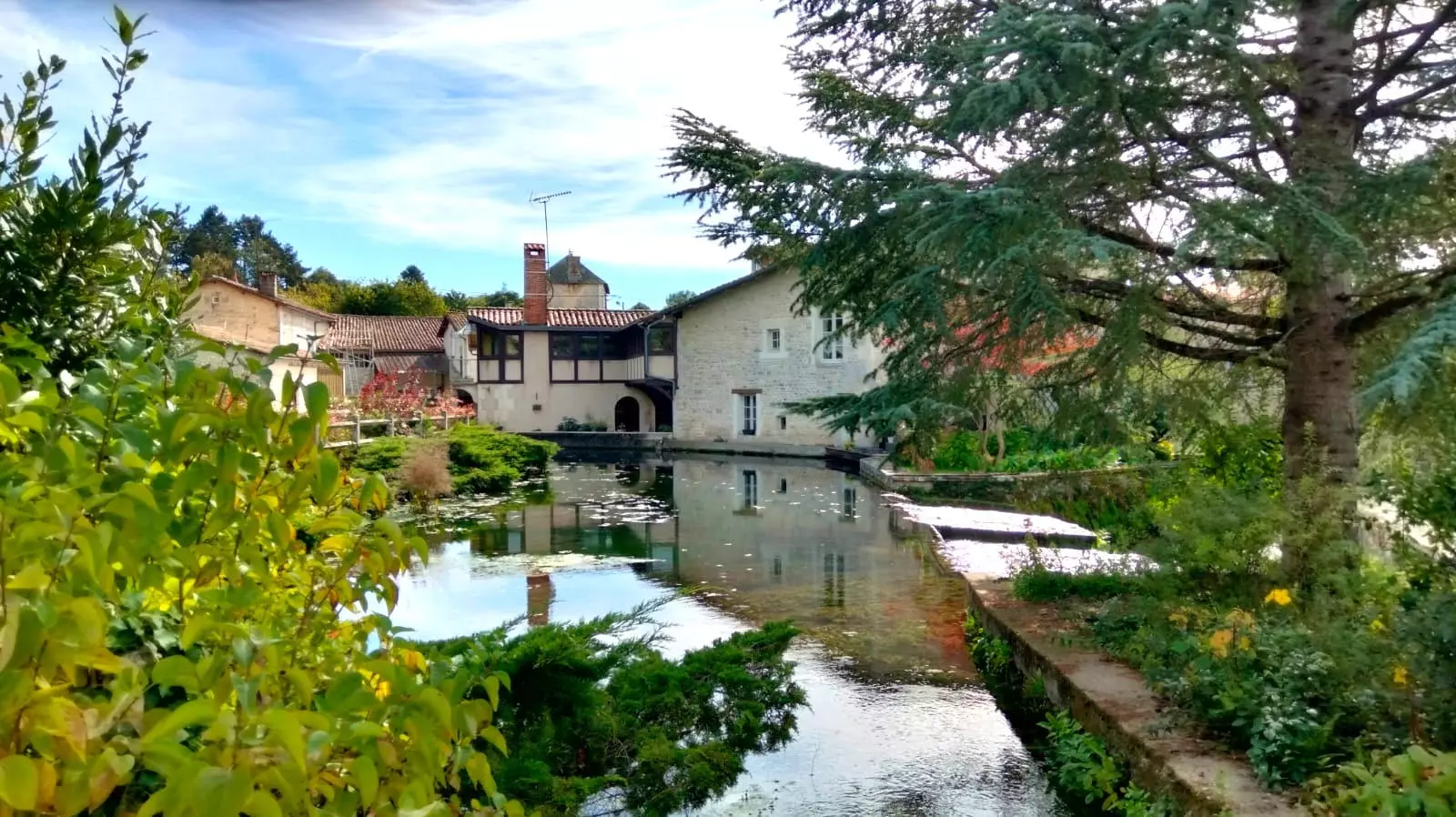 4-bedroom Mill In Lizant, France (320 M²)