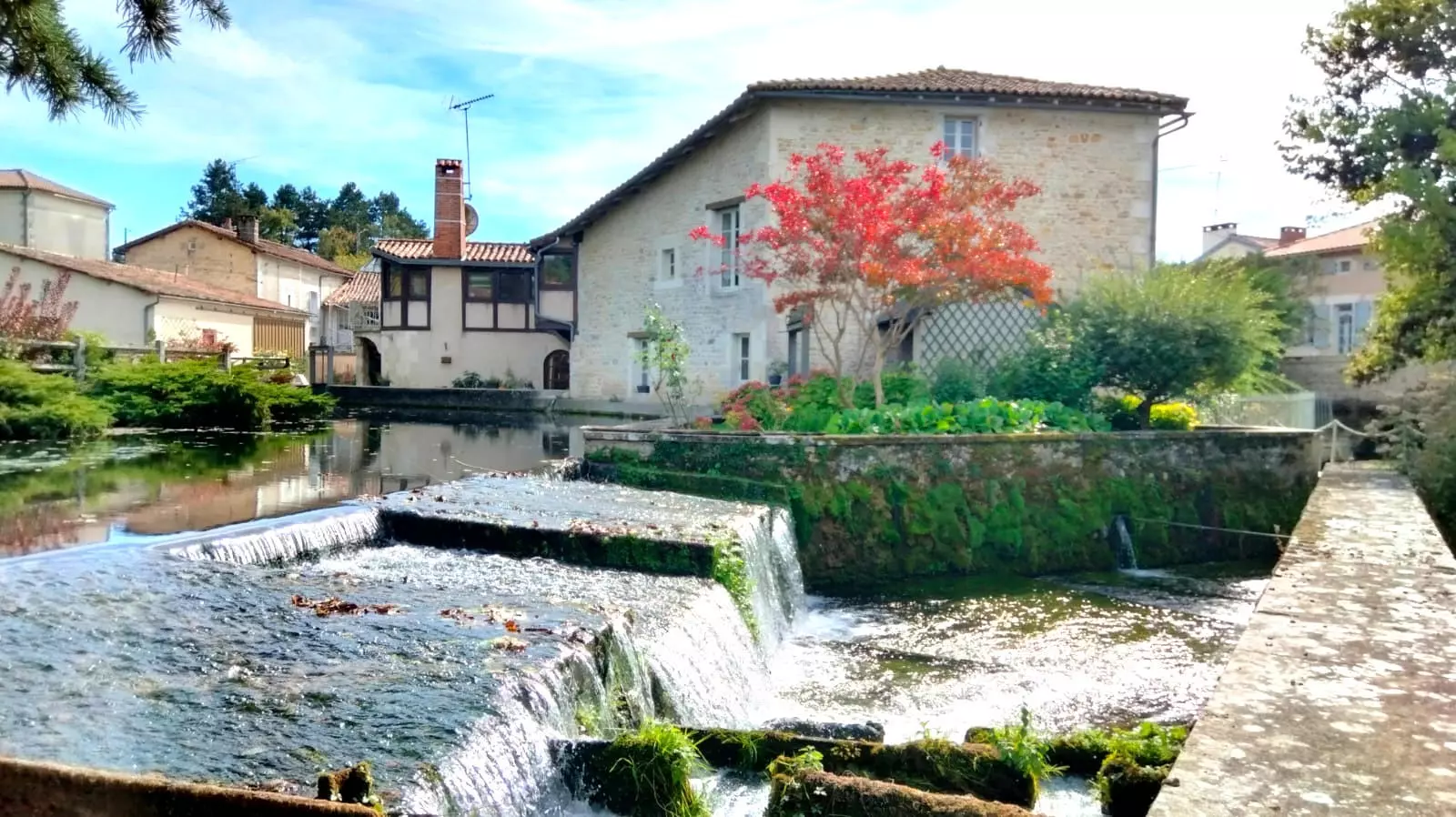 4-bedroom Mill In Lizant, France (320 M²)