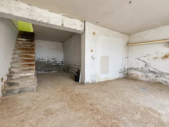 Commercial Premises In Jávea, Spain (127 M²)