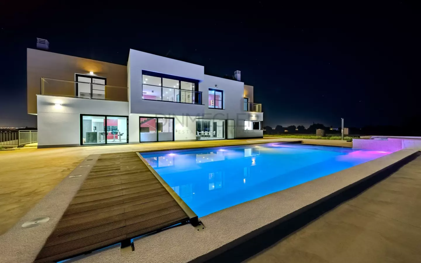 5-bedroom Villa In La Marina, Spain (506 M²)