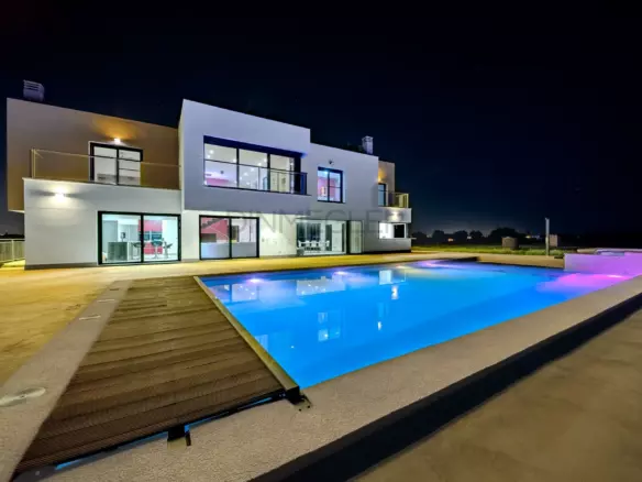 5-bedroom Villa In La Marina, Spain (506 M²)