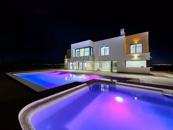 5-bedroom Villa In La Marina, Spain (506 M²)