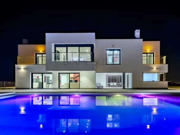 5-bedroom Villa In La Marina, Spain (506 M²)