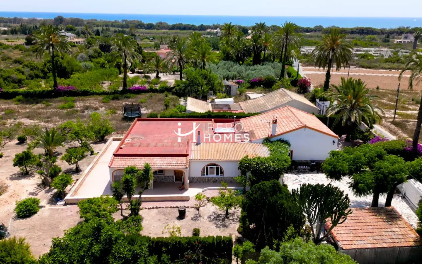 5-bedroom Property In La Marina, Spain (315 M²)