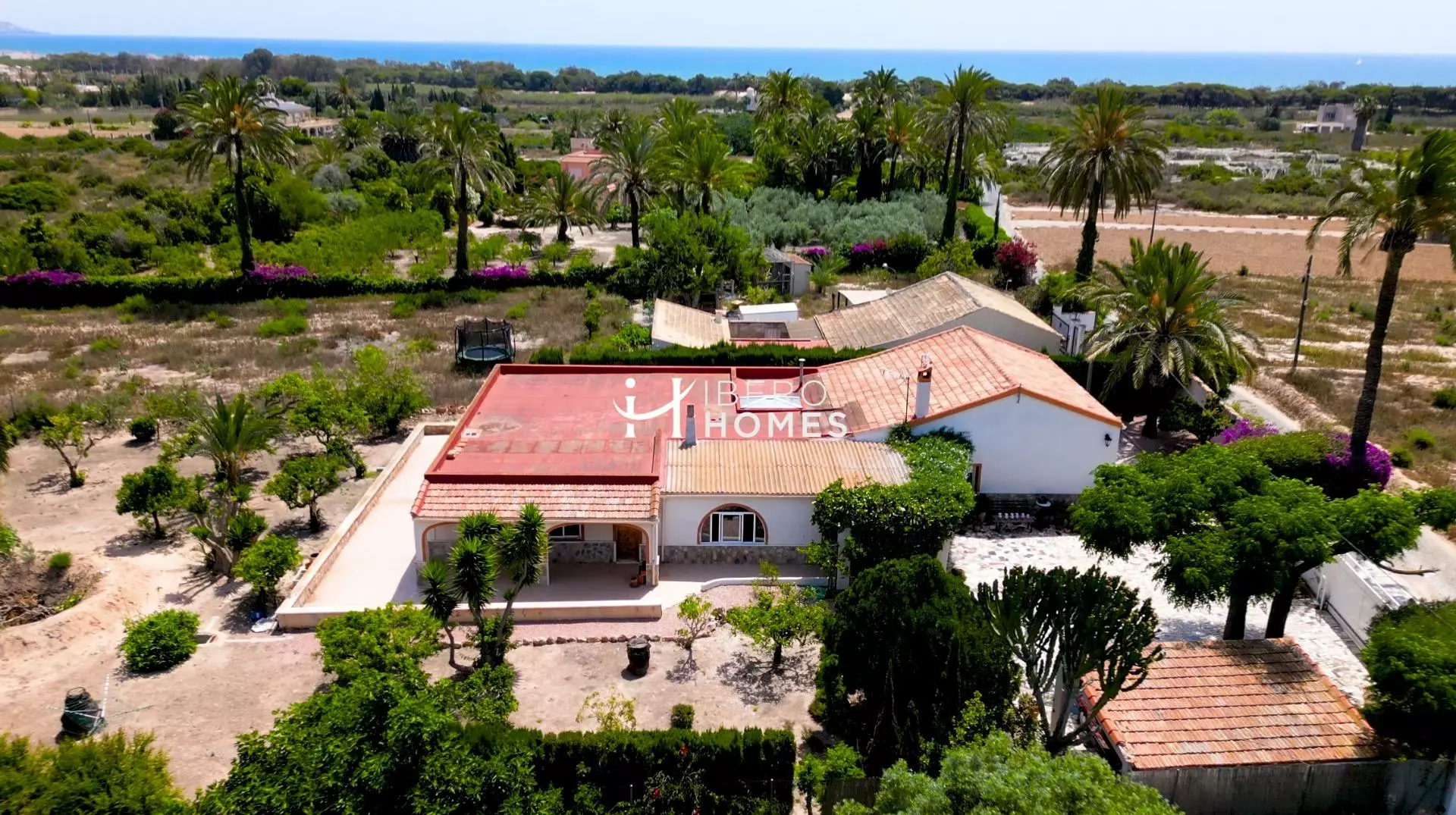 5-bedroom Property In La Marina, Spain (315 M²)