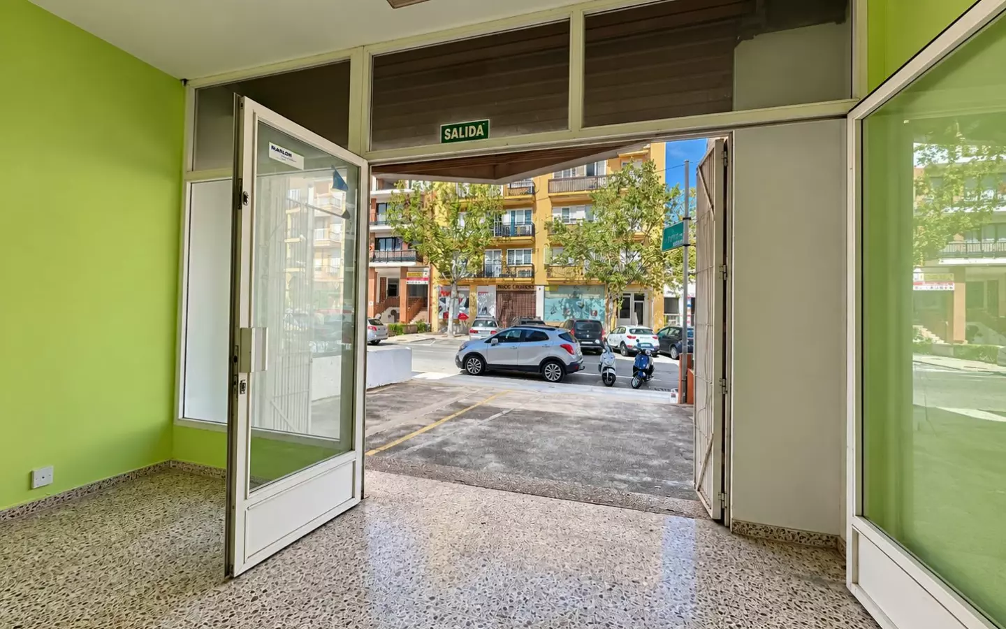 Commercial Premises In Jávea, Spain (127 M²)