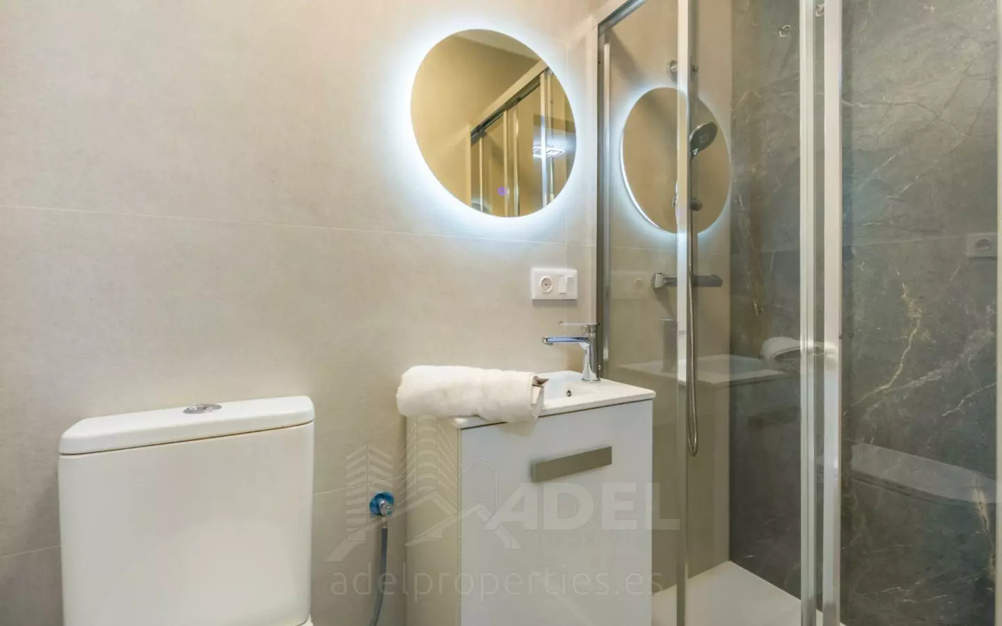 3-bedroom Apartment In Torrevieja, Spain (75 M²)