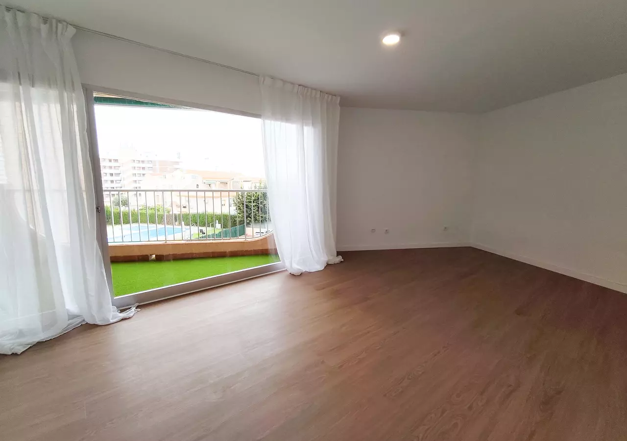 3-bedroom Apartment In Orihuela Costa, Spain (93 M²)